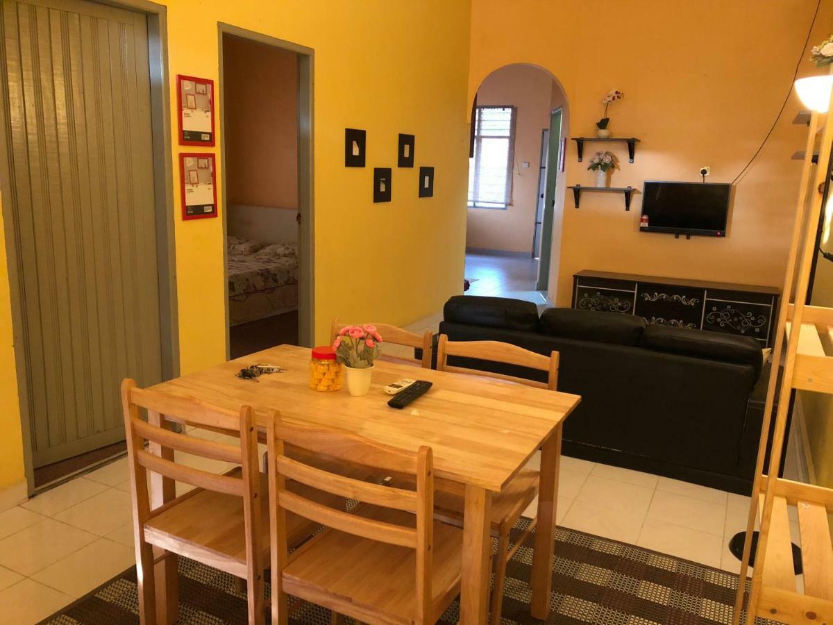 Addin Homestay Tanah Merah Tanah Merah  Eksteriør billede